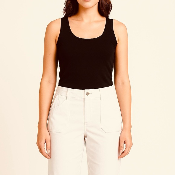 Jones & Co Women’s Bermuda Beige Flat Front Shorts Size 6 - Picture 6 of 7